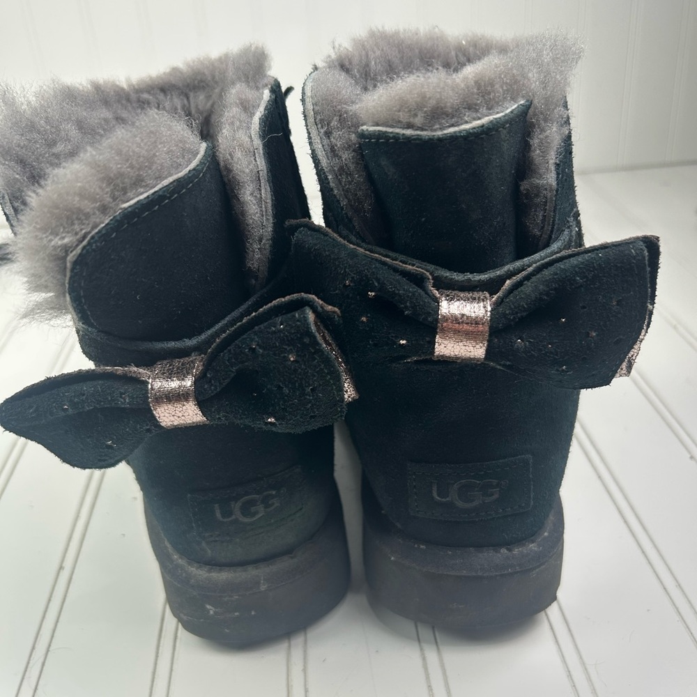 UGG Australia Classic Mini Stargirl Bow Black Boots Women's Size 9 - Picture 5 of 11